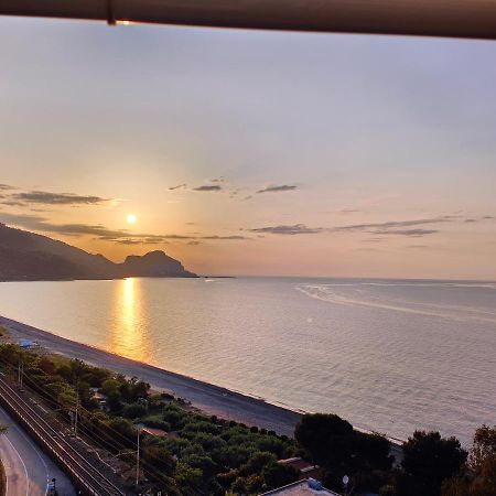 Cefalu Seaside Suite Bagian luar foto