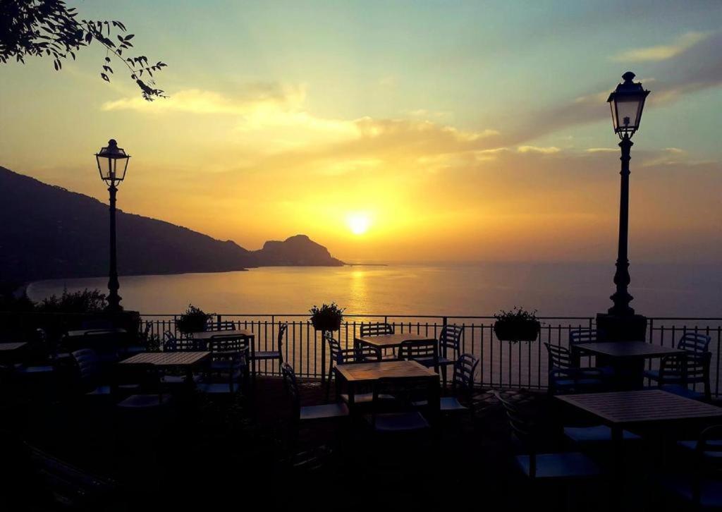 Cefalu Seaside Suite Bagian luar foto