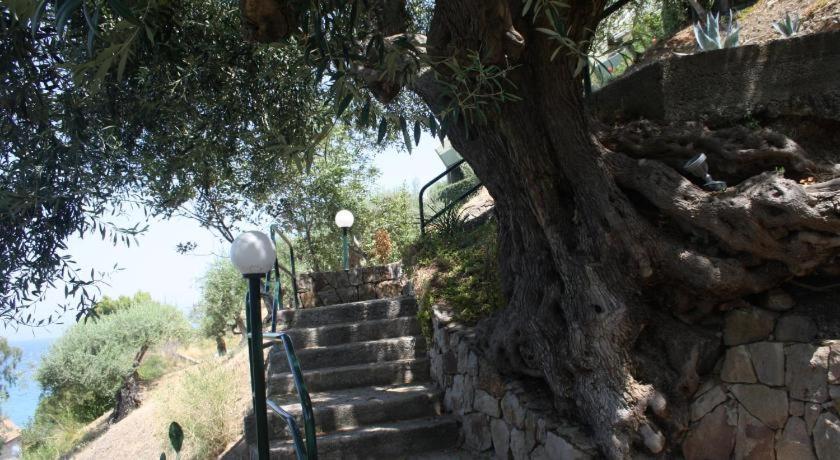 Cefalu Seaside Suite Bagian luar foto
